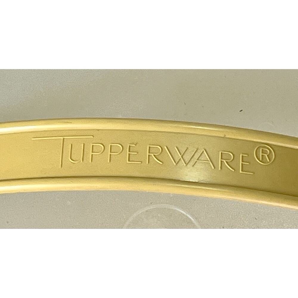 VTG Tupperware Harvest Gold 11” x 11” Cake Cupcake Taker Carrier w Handle - Picture 6 of 7